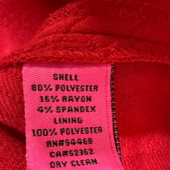 Betsey Johnson Red Quilted Long Sleeve Skater Dress Size 6 - Picture 8 of 8